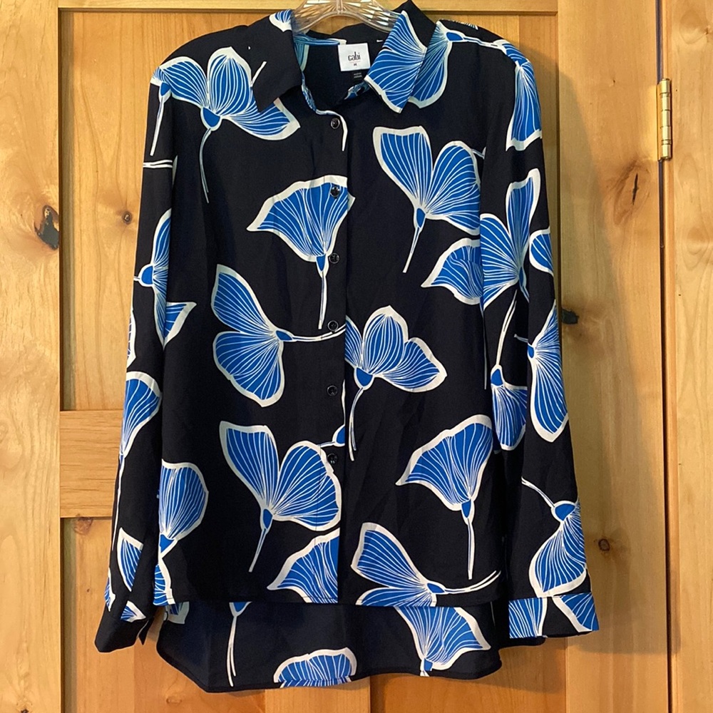 NWT CABi Regal Blouse Sz M